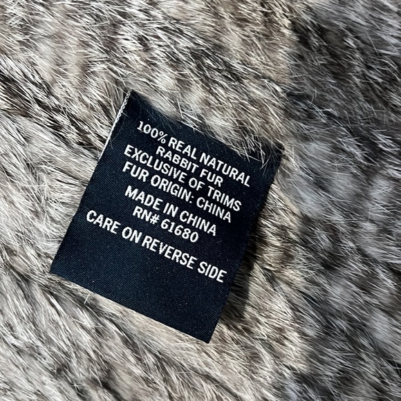 Real Rabbit Fur Vest - Picture 4 of 5